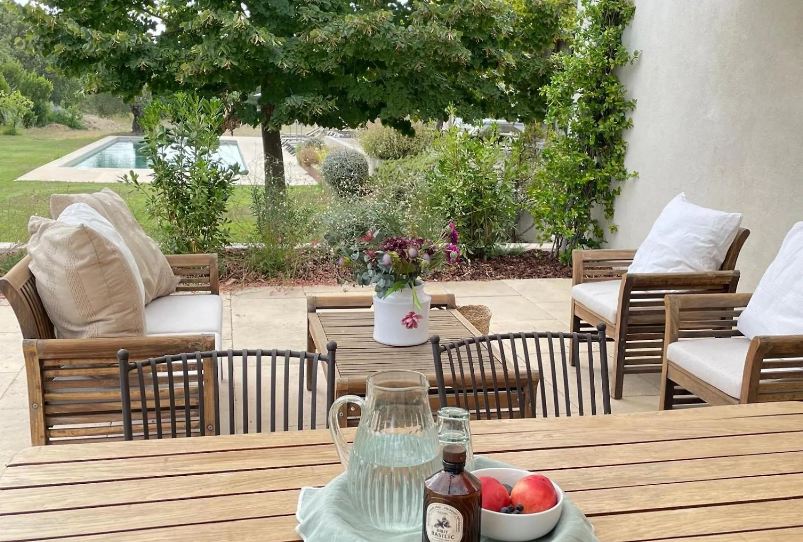 Ecolodge Romantique Proche Lourmarin Piscine Privee Borne Recharge Puyvert