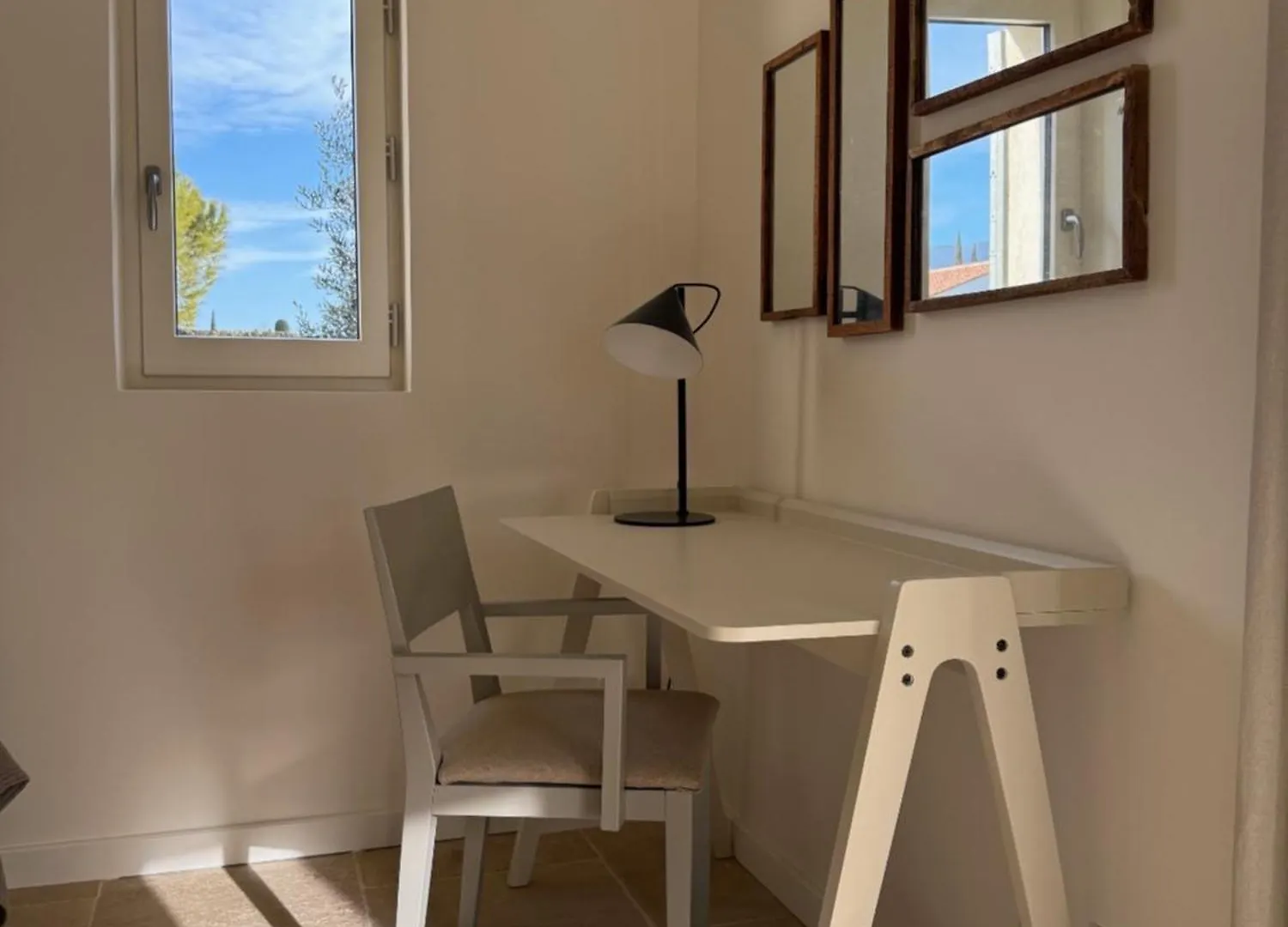 Ecolodge Romantique Proche Lourmarin Piscine Privee Borne Recharge Puyvert Holiday home