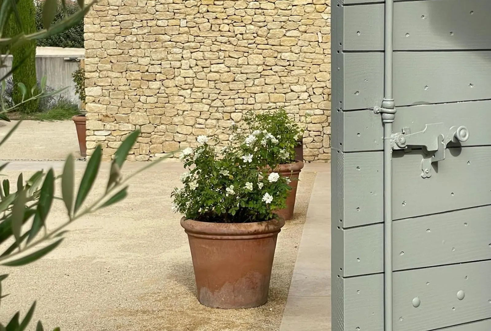 Ecolodge Romantique Proche Lourmarin Piscine Privee Borne Recharge Puyvert Holiday home
