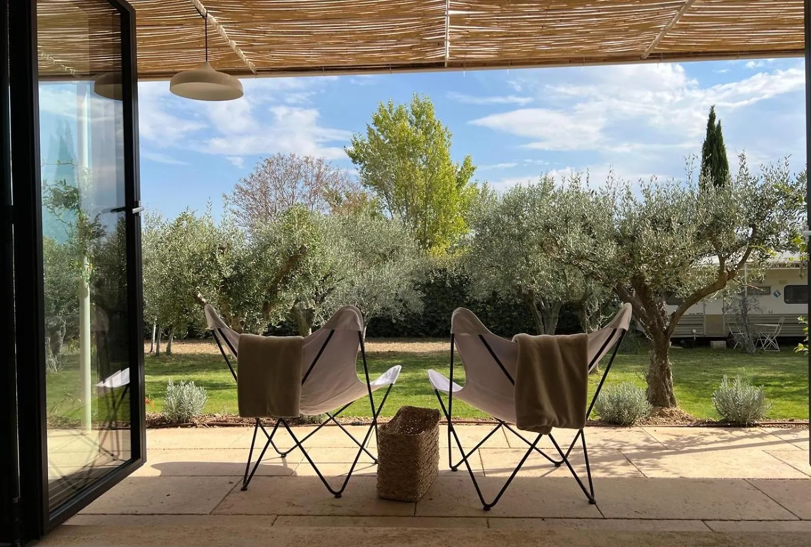 Holiday home Ecolodge Romantique Proche Lourmarin Piscine Privee Borne Recharge Puyvert France